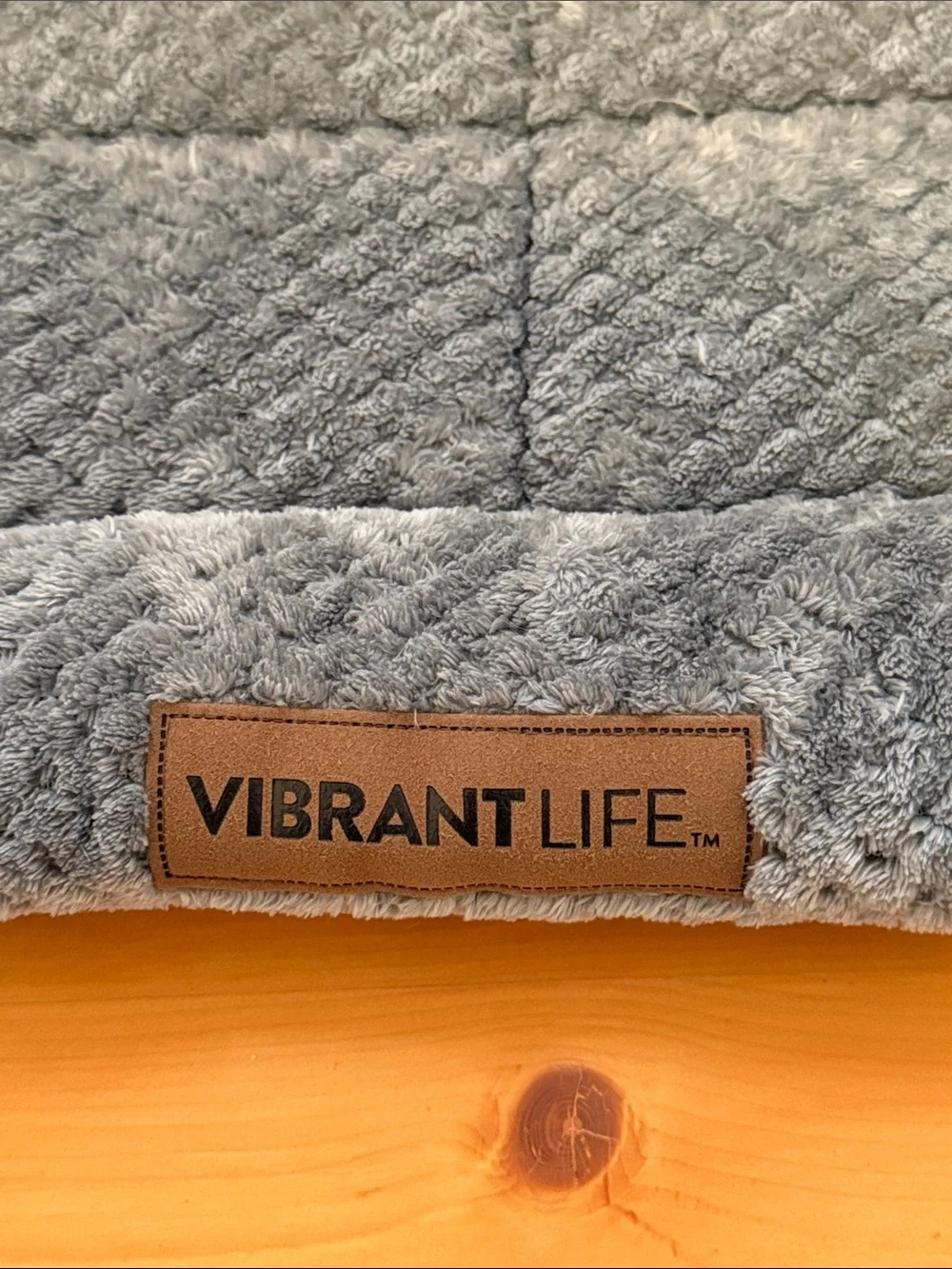 Vibrant Life Cozy Luxe Gray Quilted Plush Pet Crate Mat 34x22 Inch NWOT